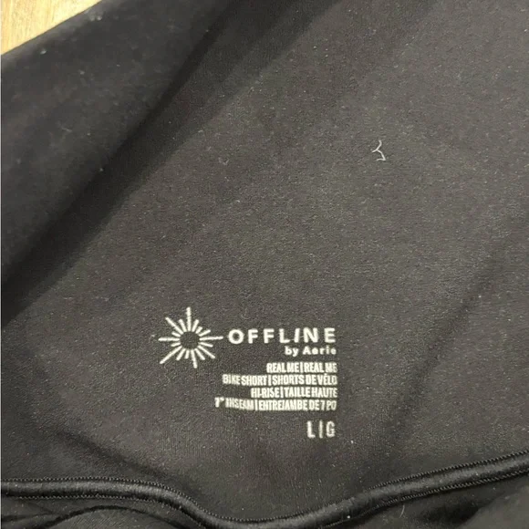 Aerie Black Crossover Bike Shorts - Picture 2 of 2